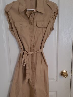 Tommy Hilfiger Sleeveless Shirt Midi Dress in Beige